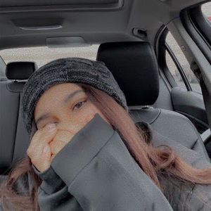 Meet your Posher, Khadija